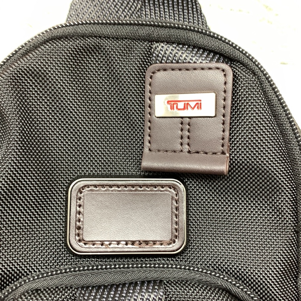 Tumi Alpha Bravo Crossbody Bag (Black | NWT) - Picture 2 of 5